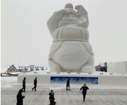Harbin welcomes new year with army of snowmen