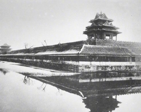 Palace Museum displays historic images ahead of 600th birthday